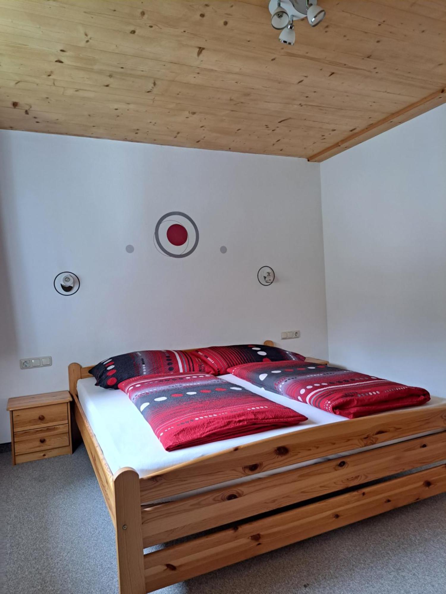Ferienwohnung Schwarzbach ลีโอกัง ภายนอก รูปภาพ