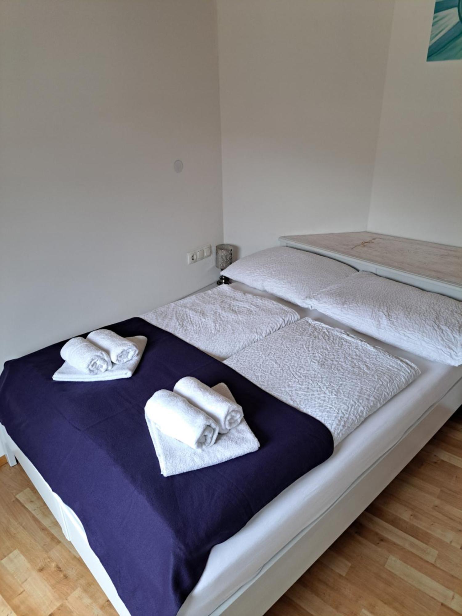 Ferienwohnung Schwarzbach ลีโอกัง ภายนอก รูปภาพ